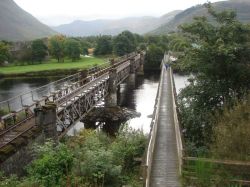 Brücke über den River Lochy